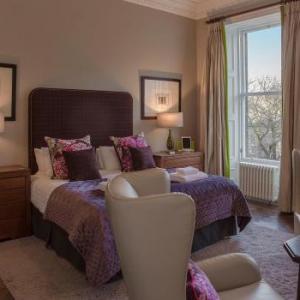 the Edinburgh Address   Castle View Apartment