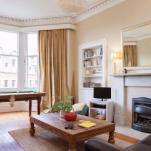 4 Bedroom Apartment Just Off the meadows Sleeps 10 Edinburgh 