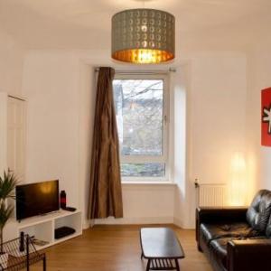 Modern 1 Bedroom Leith Apartment 