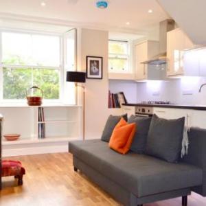 Cosy and Modern City Centre Flat 