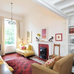 217 Charming first floor period city center apartment