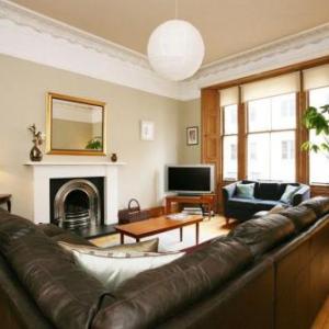 297   Charming spacious 2 bedroom apartment in the center of Edinburghs Old town Edinburgh 