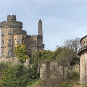 393 Old Tolbooth Wynd Apartment 3 Edinburgh 