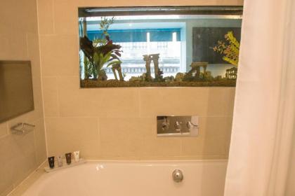 Le Monde Hotel - image 14
