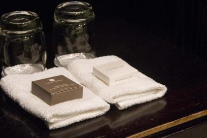 Le Monde Hotel - image 3