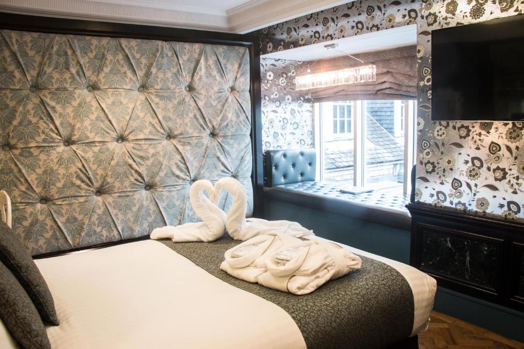 Le Monde Hotel - image 6