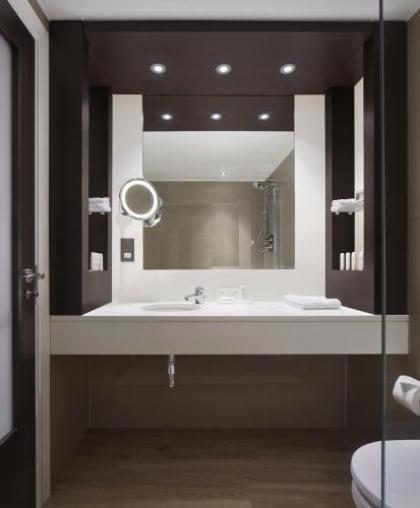Radisson Blu Hotel Edinburgh City Centre - image 20
