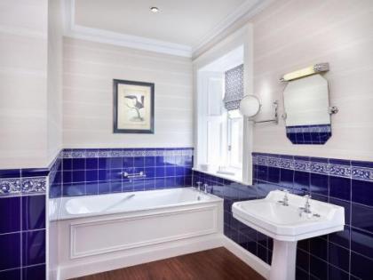 The Edinburgh Residence - image 4