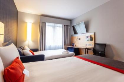 Holiday Inn Express Edinburgh – Royal Mile - image 14