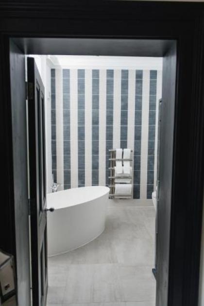 The Rutland Hotel & Apartments - image 10
