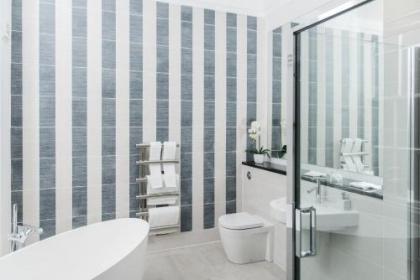 The Rutland Hotel & Apartments - image 6