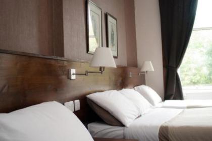 Edinburgh House Hotel - image 6