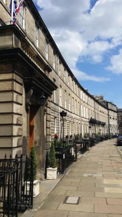 Royal Scots Club - image 1