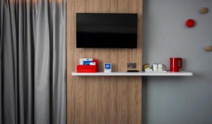 Holiday Inn Express Edinburgh - Leith Waterfront - image 2