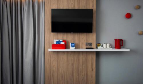 Holiday Inn Express Edinburgh - Leith Waterfront - image 2