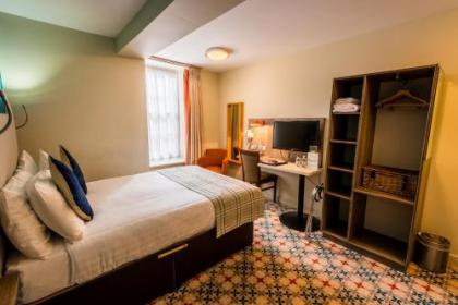 Cairn Hotel & Apartments - image 7