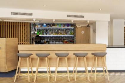 Holiday Inn Express Edinburgh City Centre - image 14