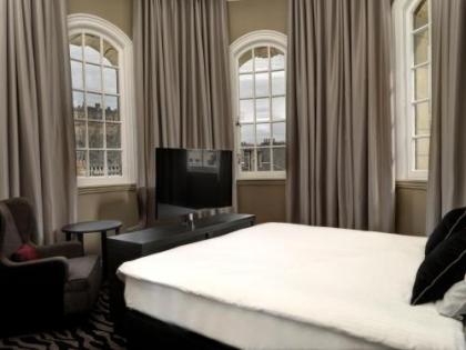 DoubleTree By Hilton Hotel Edinburgh City Centre - image 18