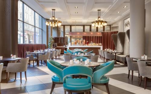 DoubleTree By Hilton Hotel Edinburgh City Centre - image 4