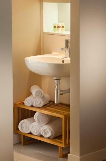 Residence Inn by Marriott Edinburgh - image 10