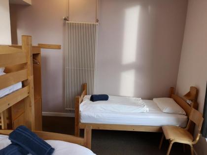 Edinburgh Central Accommodation - image 14