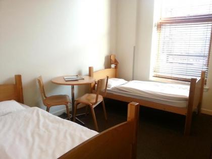 Edinburgh Central Accommodation - image 8