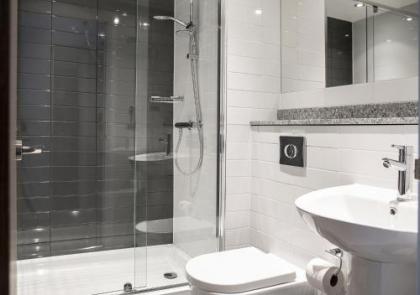 Cityroomz Edinburgh - image 13