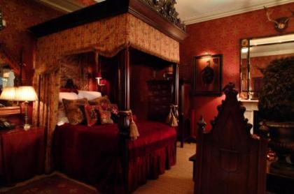The Witchery by the Castle - image 10