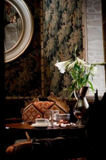 The Witchery by the Castle - image 3