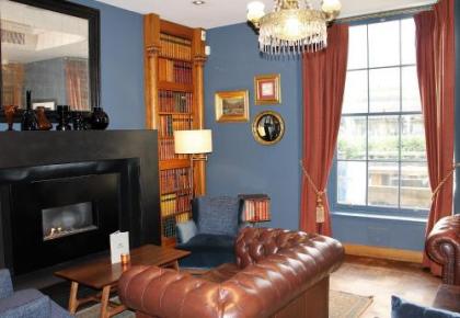 The Raeburn - image 5