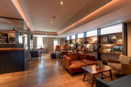 The Raeburn - image 6