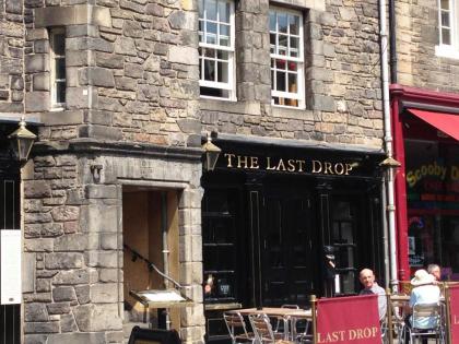 Grassmarket Old Town Boutique Apartment - image 1