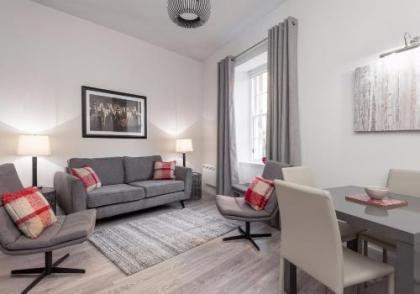 Castle Suite 2 Old Town - image 2