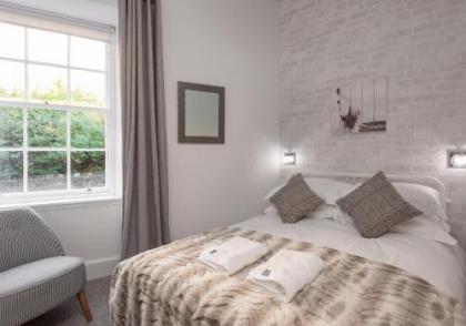 Castle Suite 2 Old Town - image 4