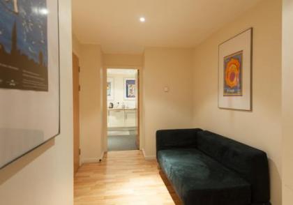 Edmonstone Suite Old Town - image 14