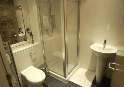 Edmonstone Suite Old Town - image 15