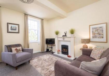 Castle Suite 3 Old Town - image 2