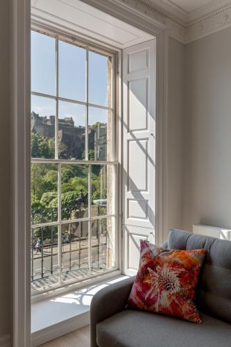 Destiny Scotland - Chisholm Hunter Suites - image 3