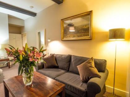 Six Brunton Place - image 19