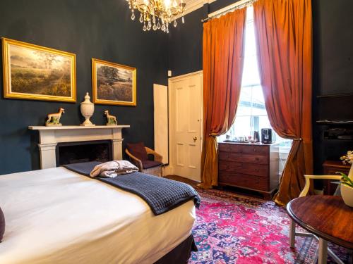 Six Brunton Place - image 4