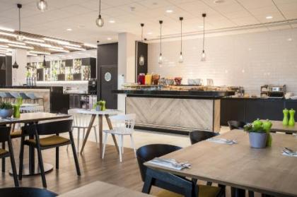 Courtyard by Marriott Edinburgh West - image 18