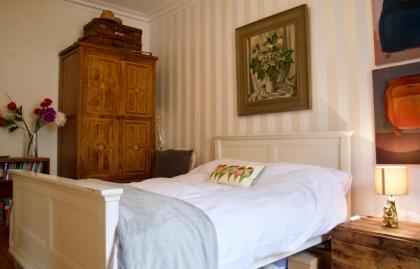 2 Bedroom Retreat in Edinburgh - image 1