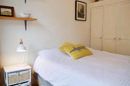 2 Bedroom Retreat in Edinburgh - image 16