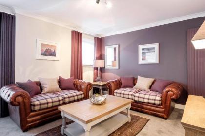 The Botanist Apartment Edinburgh Old Town 2 Bedroom Lift Parking previously The Parkgate Residence - image 12