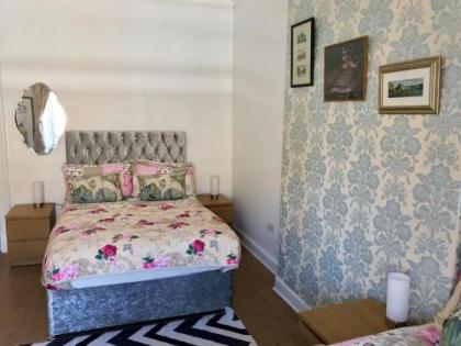 233 Leith Apartment - image 19