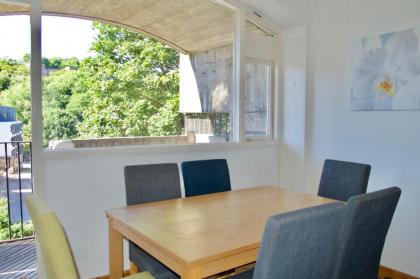 Extremely Central And Spacious Flat - image 5