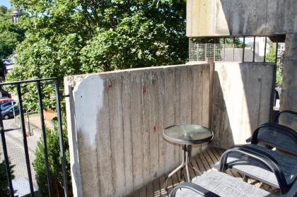 Extremely Central And Spacious Flat - image 6