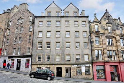 West Bow - Comfy 2 bed on West Bow overlooking Grassmarket - image 14