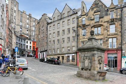 West Bow - Comfy 2 bed on West Bow overlooking Grassmarket - image 15