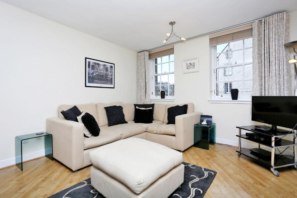 West Bow - Comfy 2 bed on West Bow overlooking Grassmarket - image 5